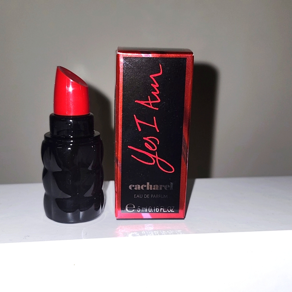 Cacharel mini